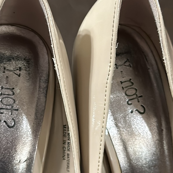 Size 7.5 neutral color heels - nude / bone color - Picture 6 of 8